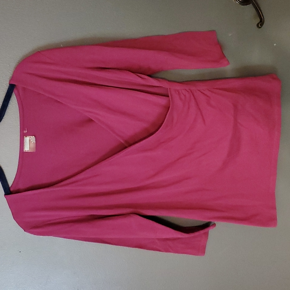 Athleta shirt size M WINE/BURGUNDY colored